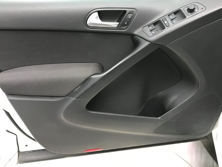 Used-2015-Volkswagen-Tiguan-S