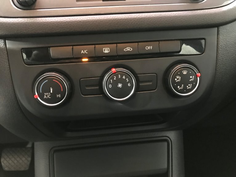 Used-2015-Volkswagen-Tiguan-S