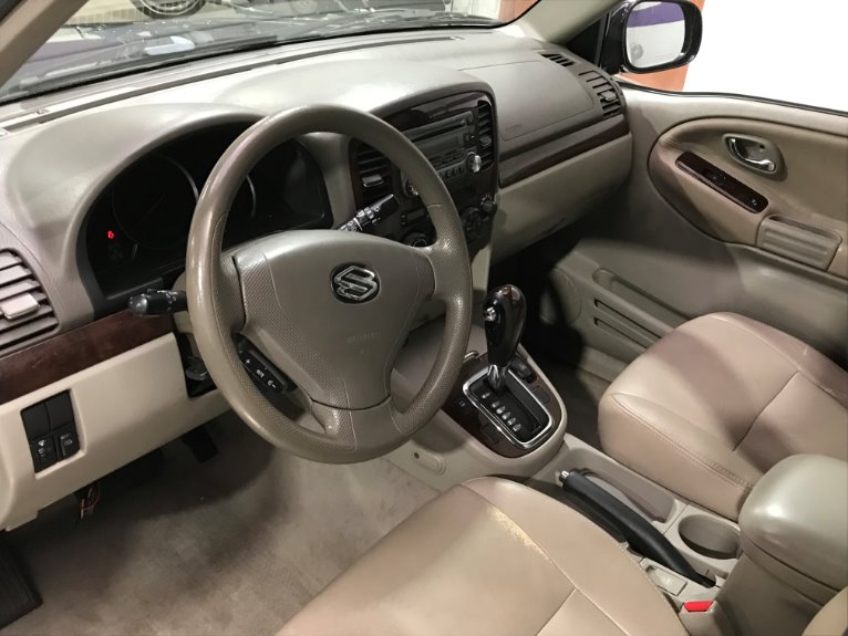 Used-2006-Suzuki-XL7-4X4-Premium