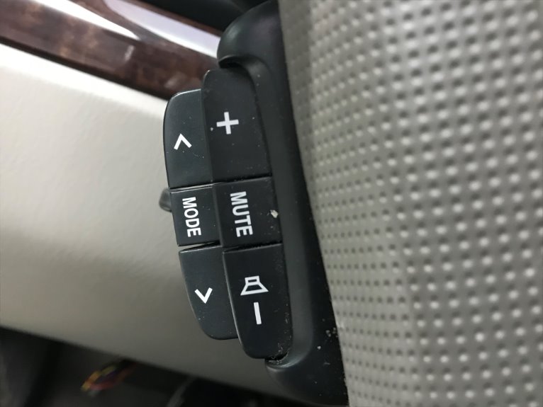 Used-2006-Suzuki-XL7-4X4-Premium