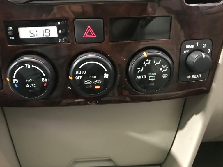 Used-2006-Suzuki-XL7-4X4-Premium