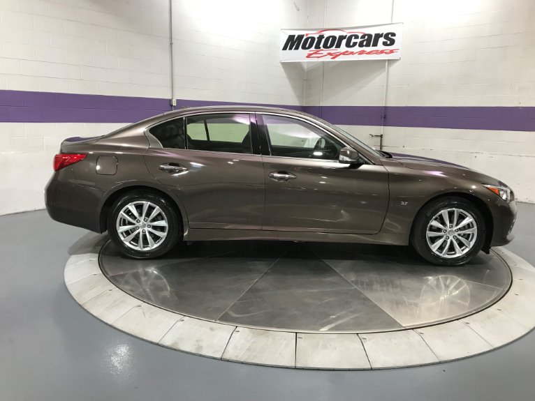 Used-2015-INFINITI-Q50-Premium-AWD