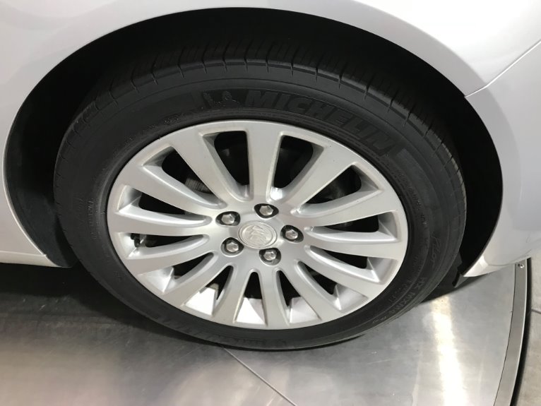 Used-2011-Buick-Regal-CXL