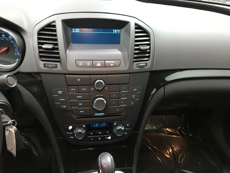 Used-2011-Buick-Regal-CXL