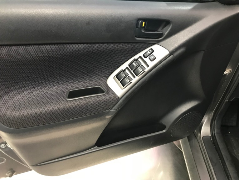 Used-2006-Pontiac-Vibe