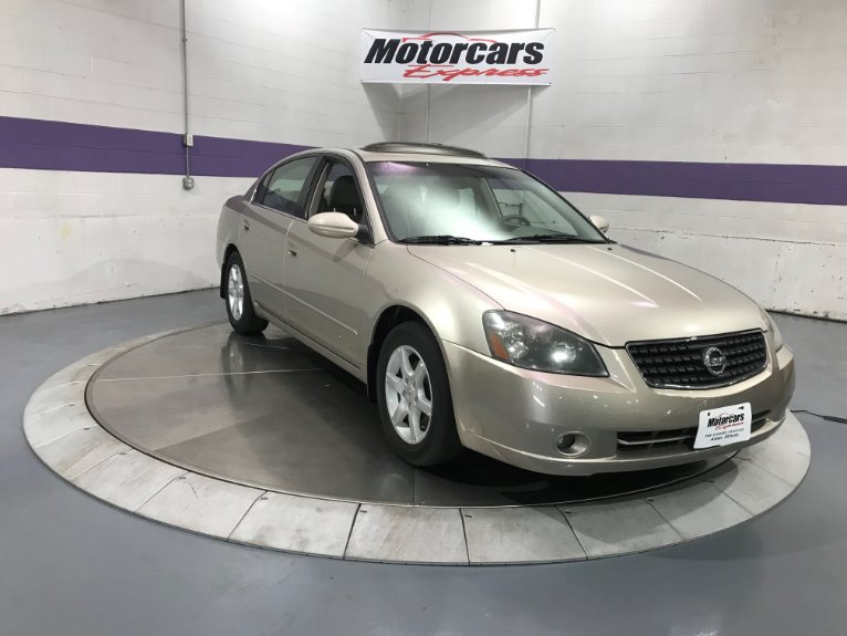 Used-2006-Nissan-Altima-35-SE