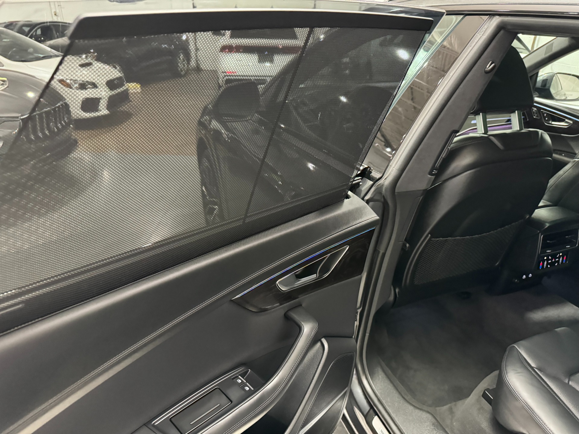 Rocker Panel Kit |AUDI Q8 PRESTIGE 2020 Rocker Panel Kit |AUDI Q8 PRESTIGE 2020