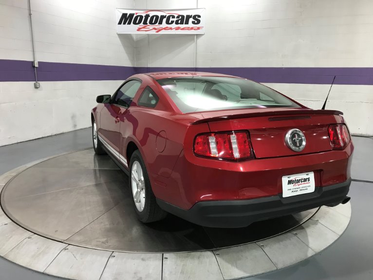 Used-2010-Ford-Mustang-V6