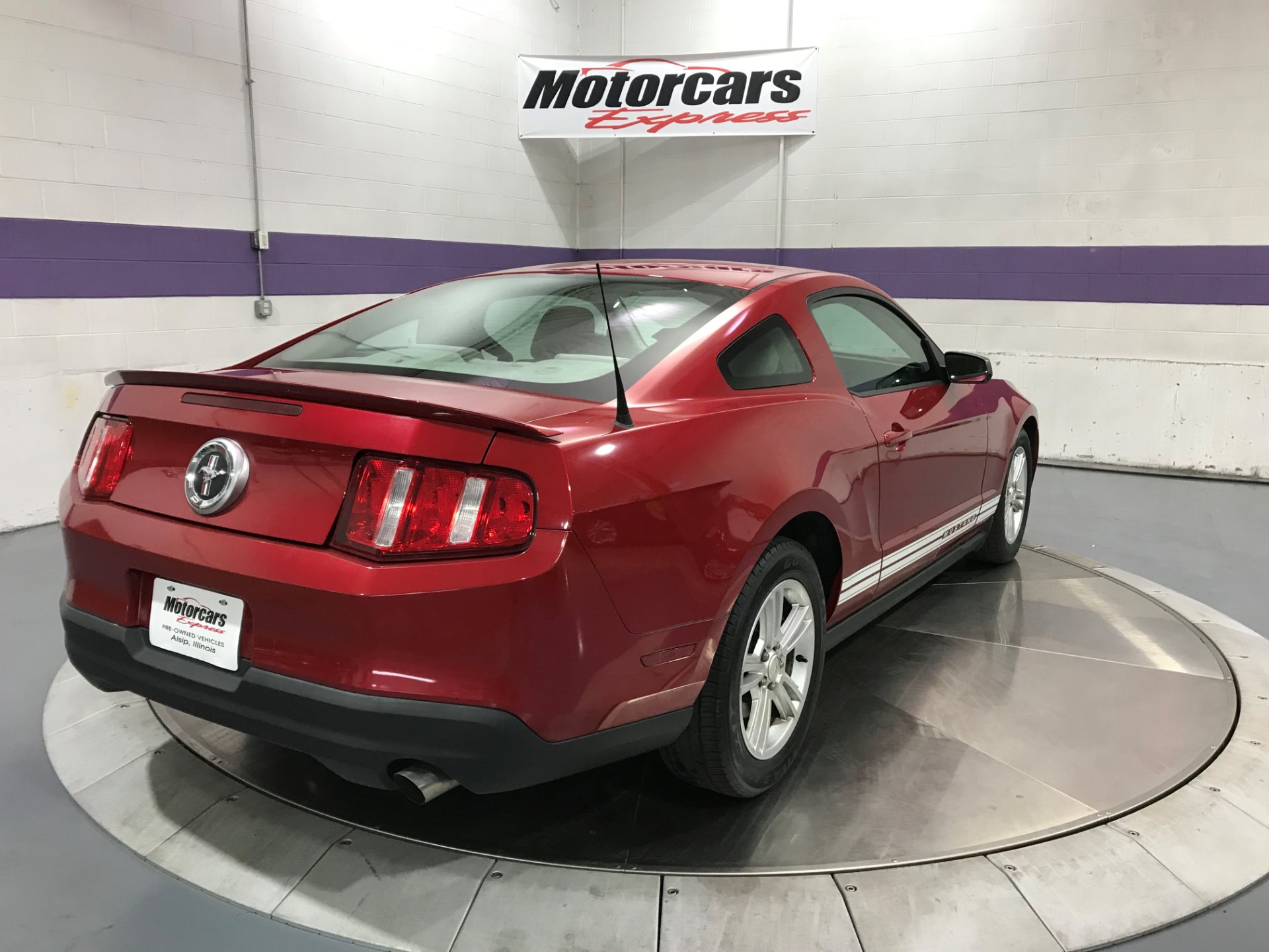 Mustang V6 Horsepower 2010null