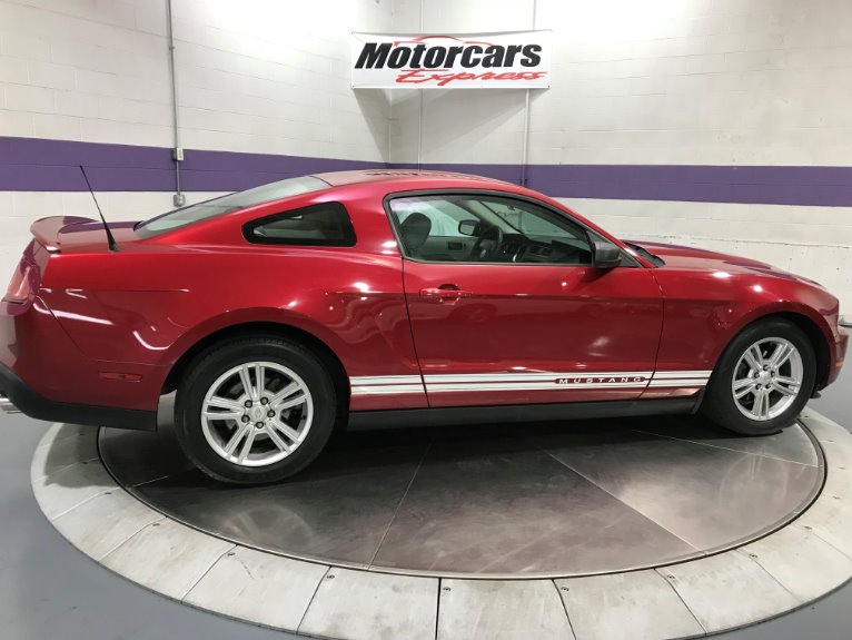 Used-2010-Ford-Mustang-V6