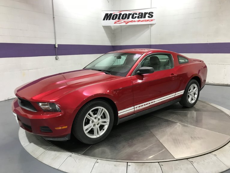 Used-2010-Ford-Mustang-V6