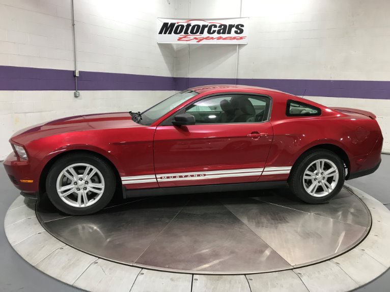 Used-2010-Ford-Mustang-V6