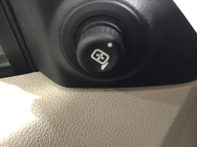 Used-2010-Ford-Mustang-V6