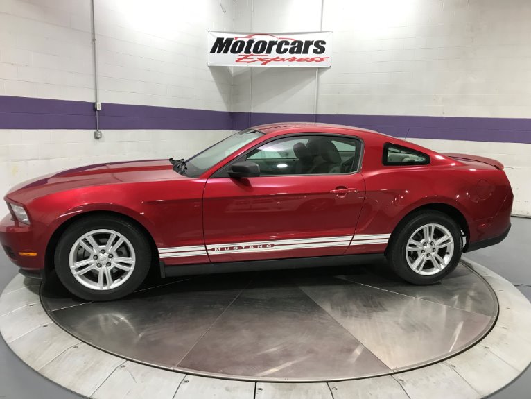Used-2010-Ford-Mustang-V6