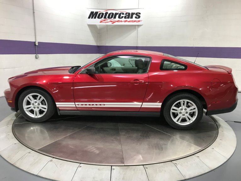 Used-2010-Ford-Mustang-V6