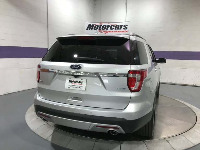 Used-2016-Ford-Explorer-XLT-AWD