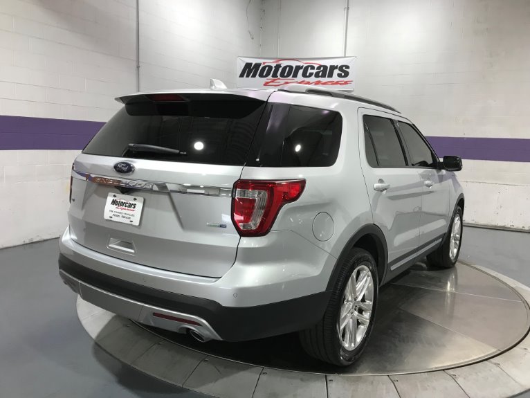 Used-2016-Ford-Explorer-XLT-AWD
