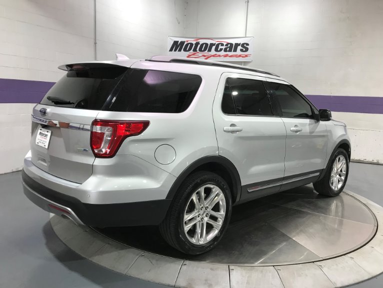 Used-2016-Ford-Explorer-XLT-AWD