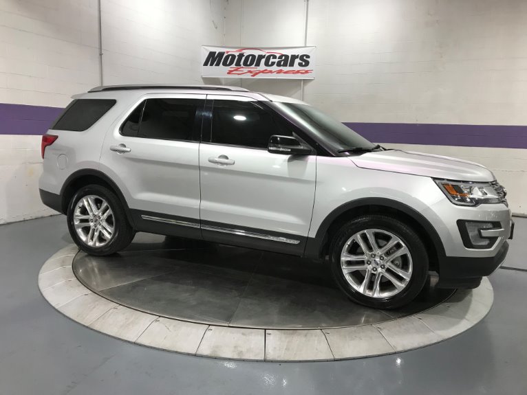 Used-2016-Ford-Explorer-XLT-AWD