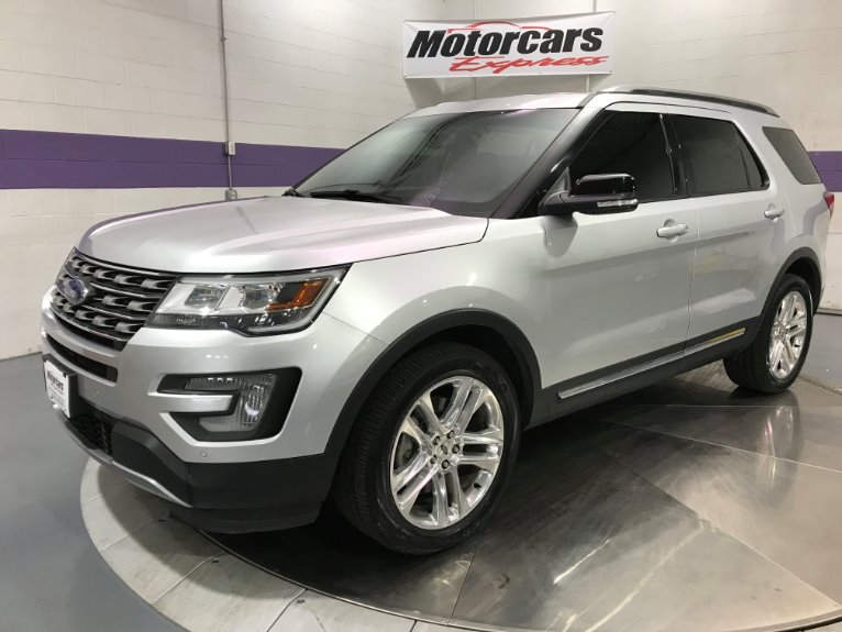 Used-2016-Ford-Explorer-XLT-AWD
