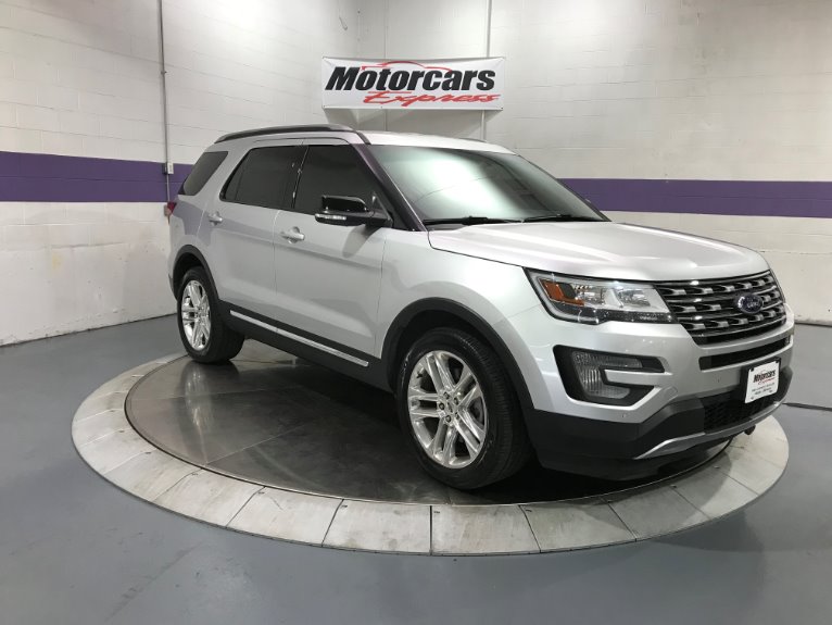 Used-2016-Ford-Explorer-XLT-AWD