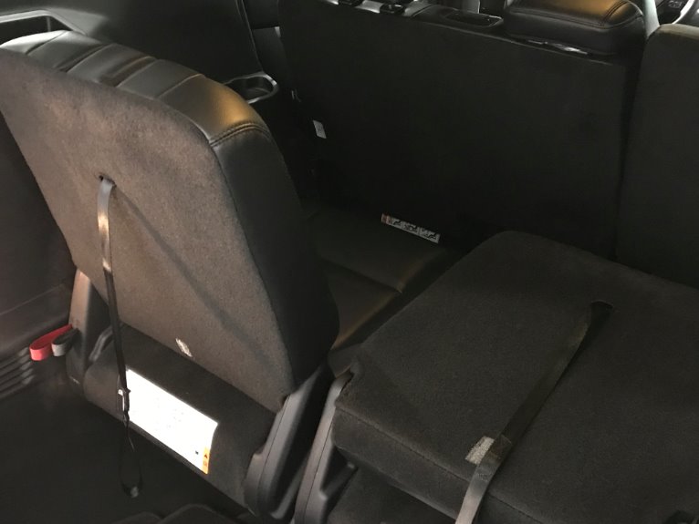 Used-2016-Ford-Explorer-XLT-AWD