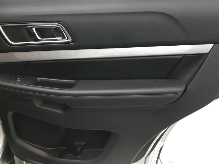 Used-2016-Ford-Explorer-XLT-AWD