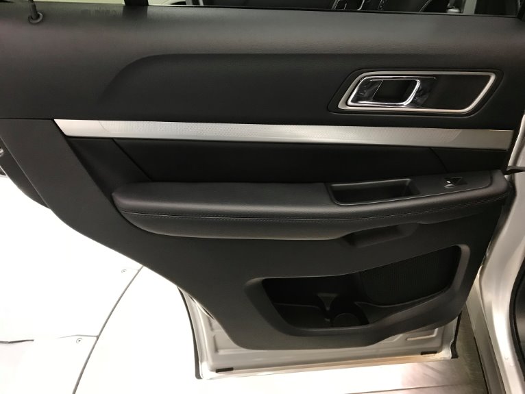 Used-2016-Ford-Explorer-XLT-AWD