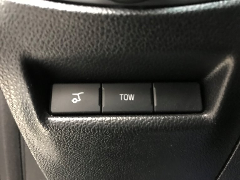 Used-2016-Ford-Explorer-XLT-AWD