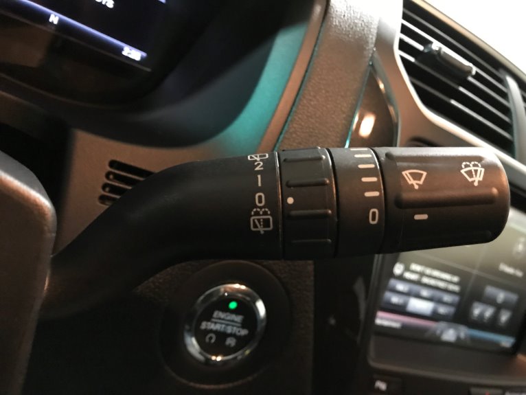 Used-2016-Ford-Explorer-XLT-AWD