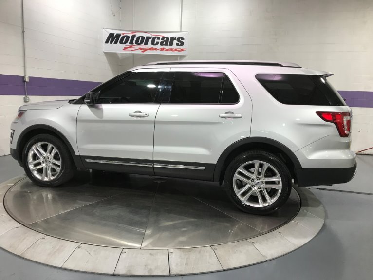 Used-2016-Ford-Explorer-XLT-AWD