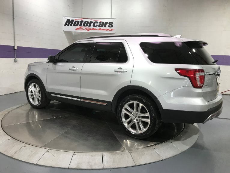 Used-2016-Ford-Explorer-XLT-AWD