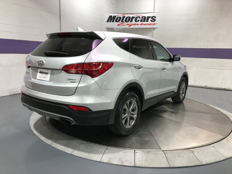 Used-2016-Hyundai-Santa-Fe-Sport-24L-AWD