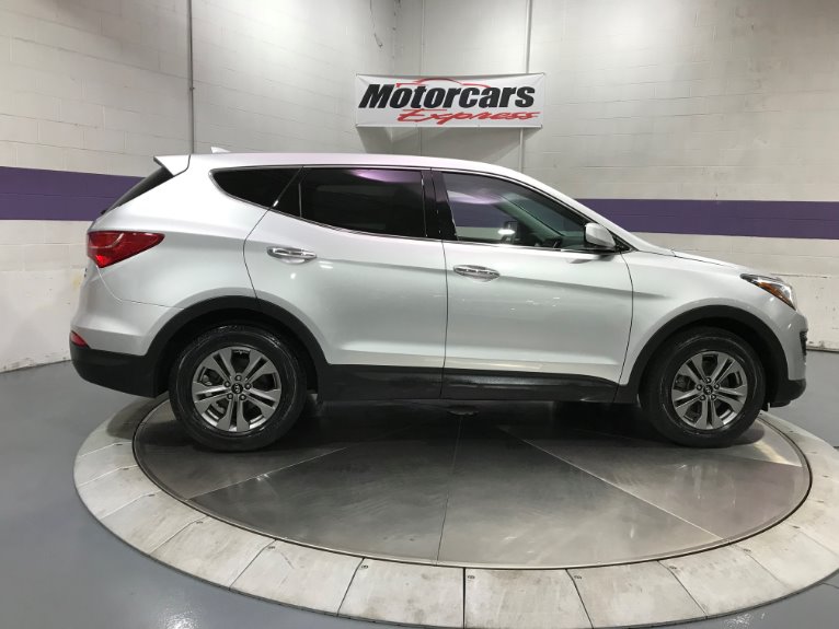Used-2016-Hyundai-Santa-Fe-Sport-24L-AWD