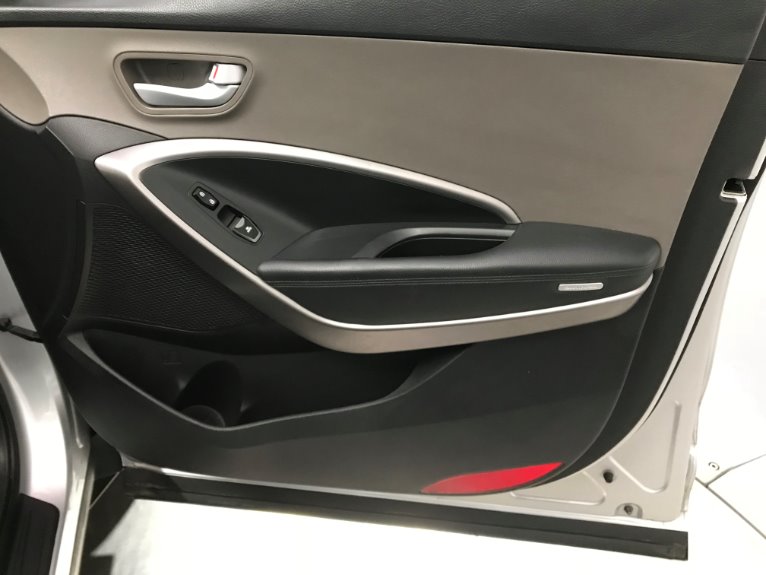 Used-2016-Hyundai-Santa-Fe-Sport-24L-AWD