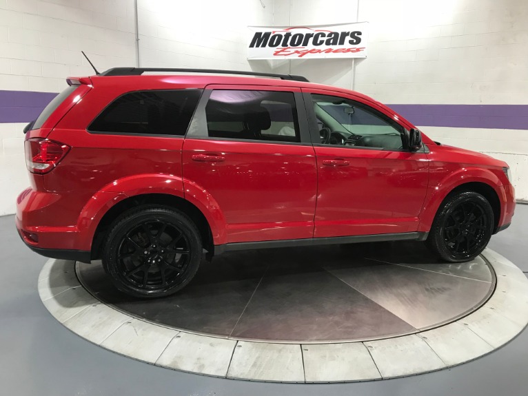 Used-2013-Dodge-Journey-SXT