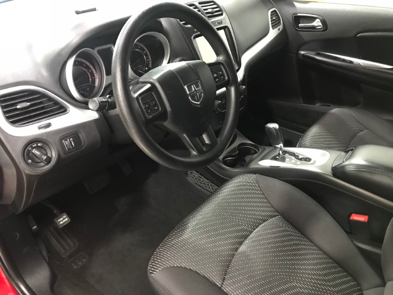 Used-2013-Dodge-Journey-SXT