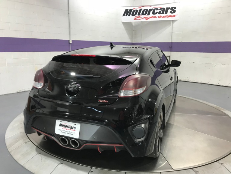 Used-2013-Hyundai-Veloster-Turbo