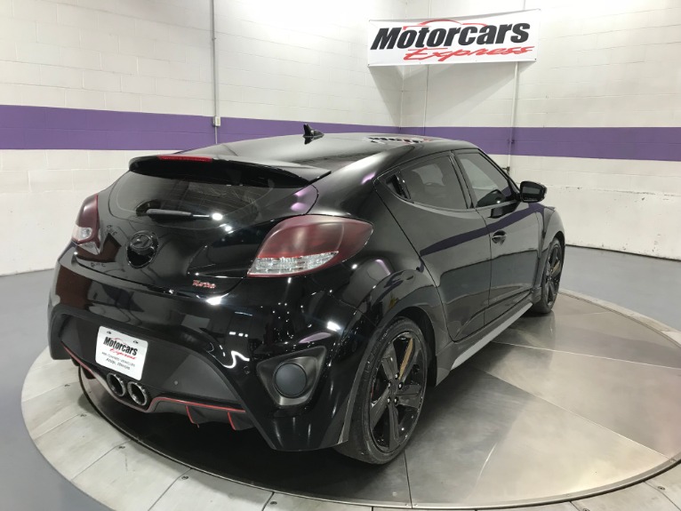 Used-2013-Hyundai-Veloster-Turbo