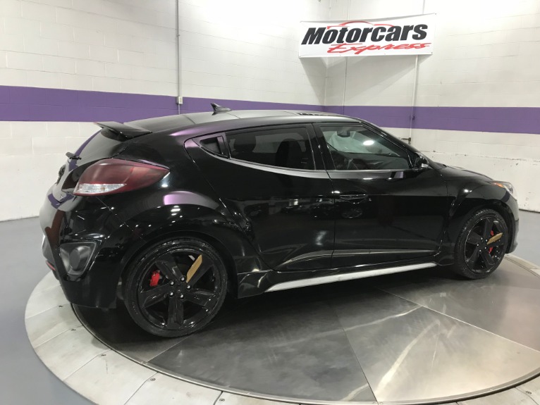 Used-2013-Hyundai-Veloster-Turbo
