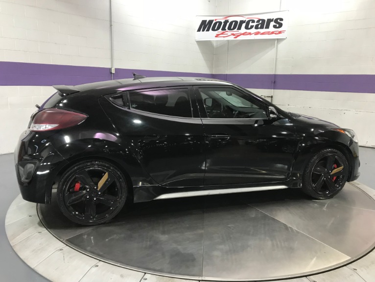 Used-2013-Hyundai-Veloster-Turbo