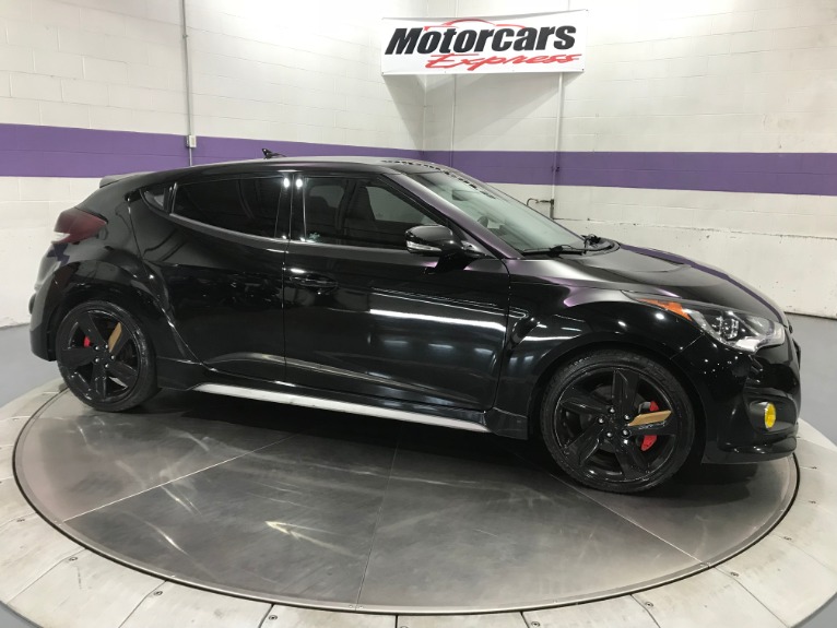 Used-2013-Hyundai-Veloster-Turbo