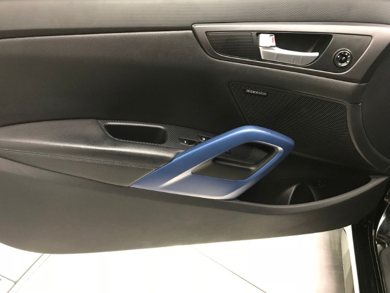 Used-2013-Hyundai-Veloster-Turbo