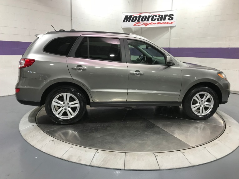 Used-2011-Hyundai-Santa-Fe-Limited