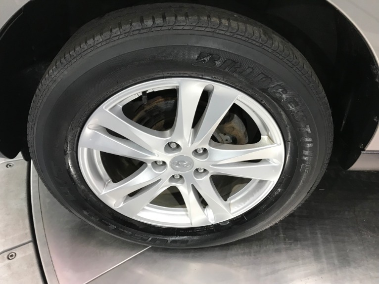 Used-2011-Hyundai-Santa-Fe-Limited