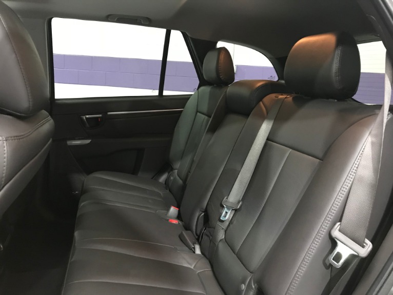 Used-2011-Hyundai-Santa-Fe-Limited