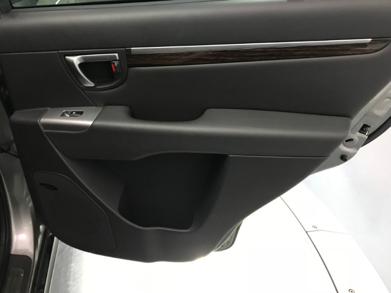 Used-2011-Hyundai-Santa-Fe-Limited