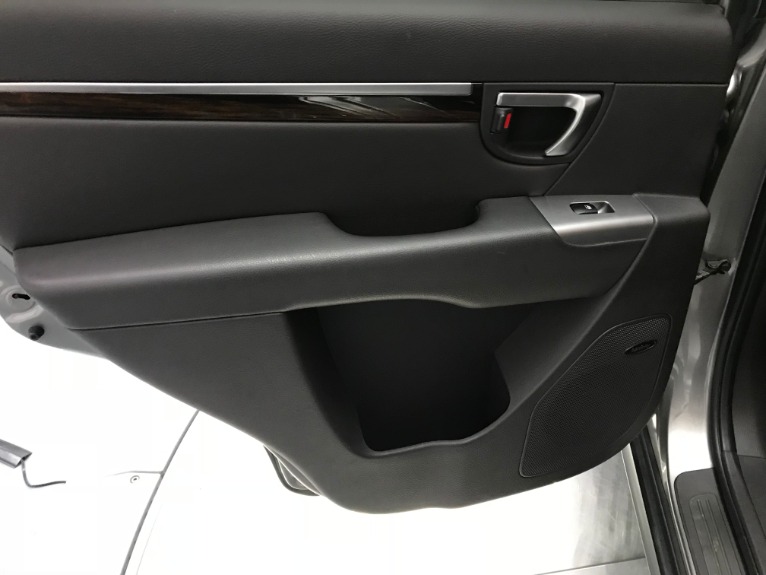Used-2011-Hyundai-Santa-Fe-Limited