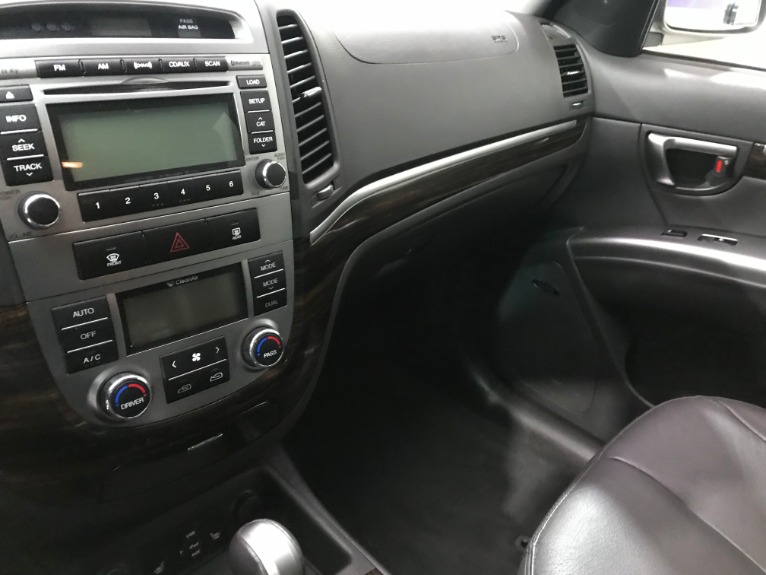 Used-2011-Hyundai-Santa-Fe-Limited