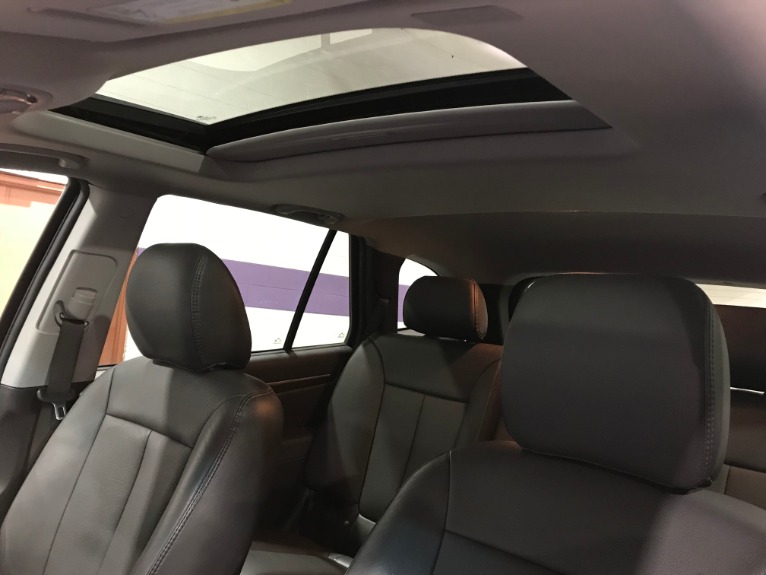 Used-2011-Hyundai-Santa-Fe-Limited